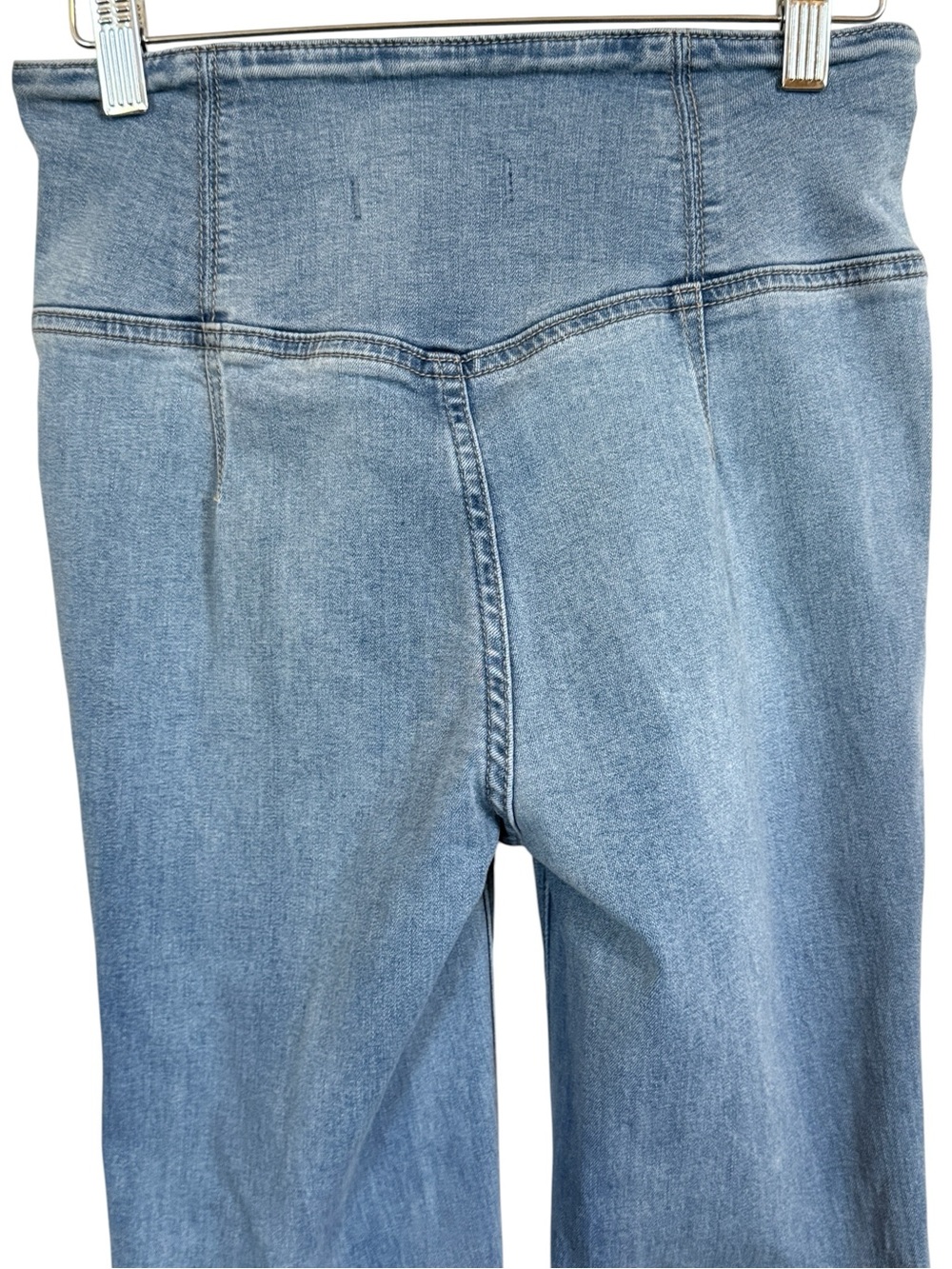 Free People Venice Beach Flare
Jeans Women’s Size 25 - Picture 6 of 16